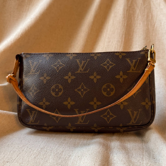 Louis Vuitton Monogram Pochette