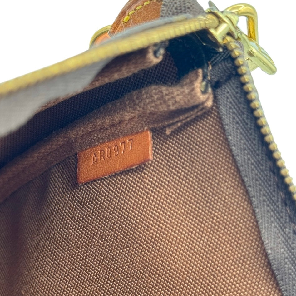 Louis Vuitton Monogram Pochette