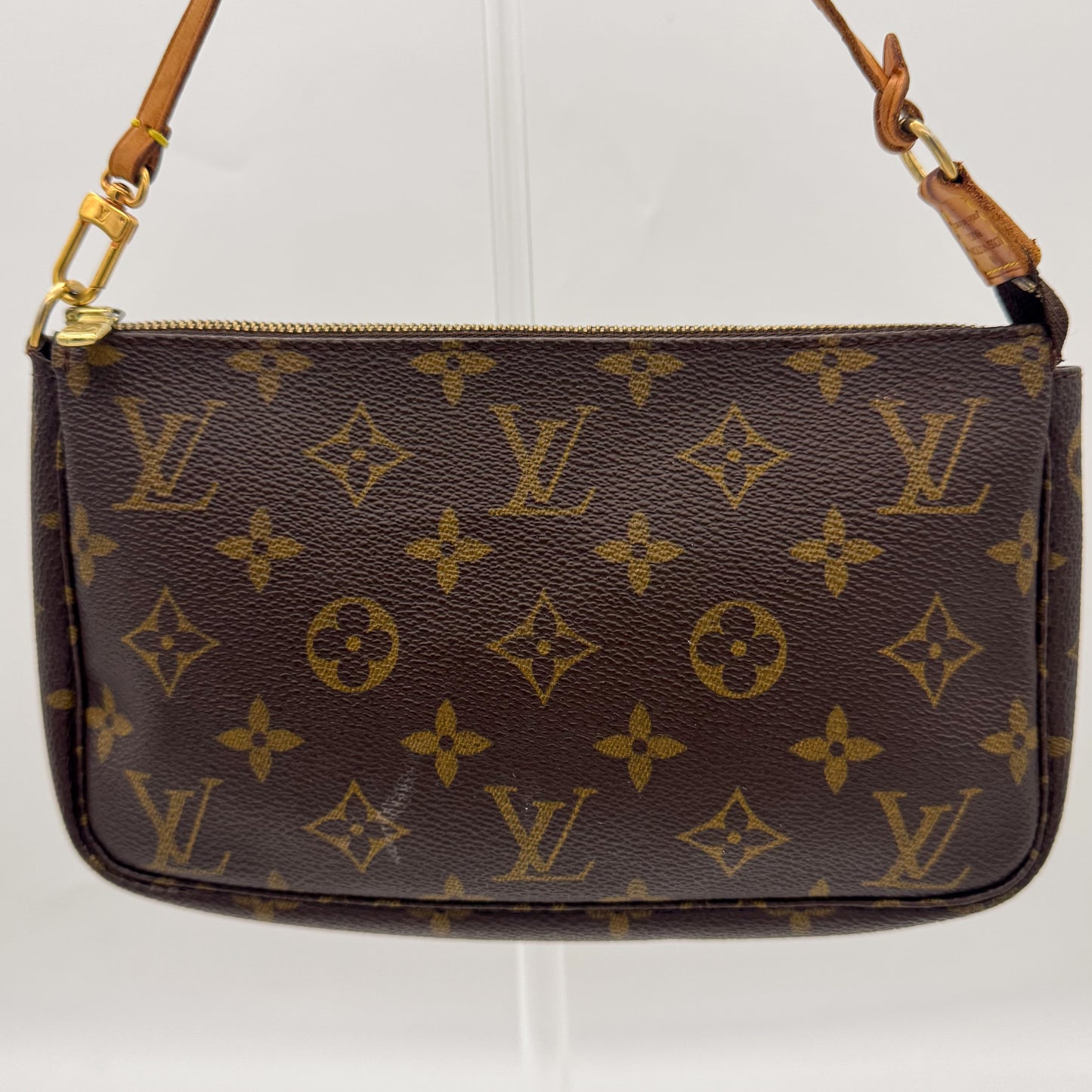 Louis Vuitton Monogram Pochette