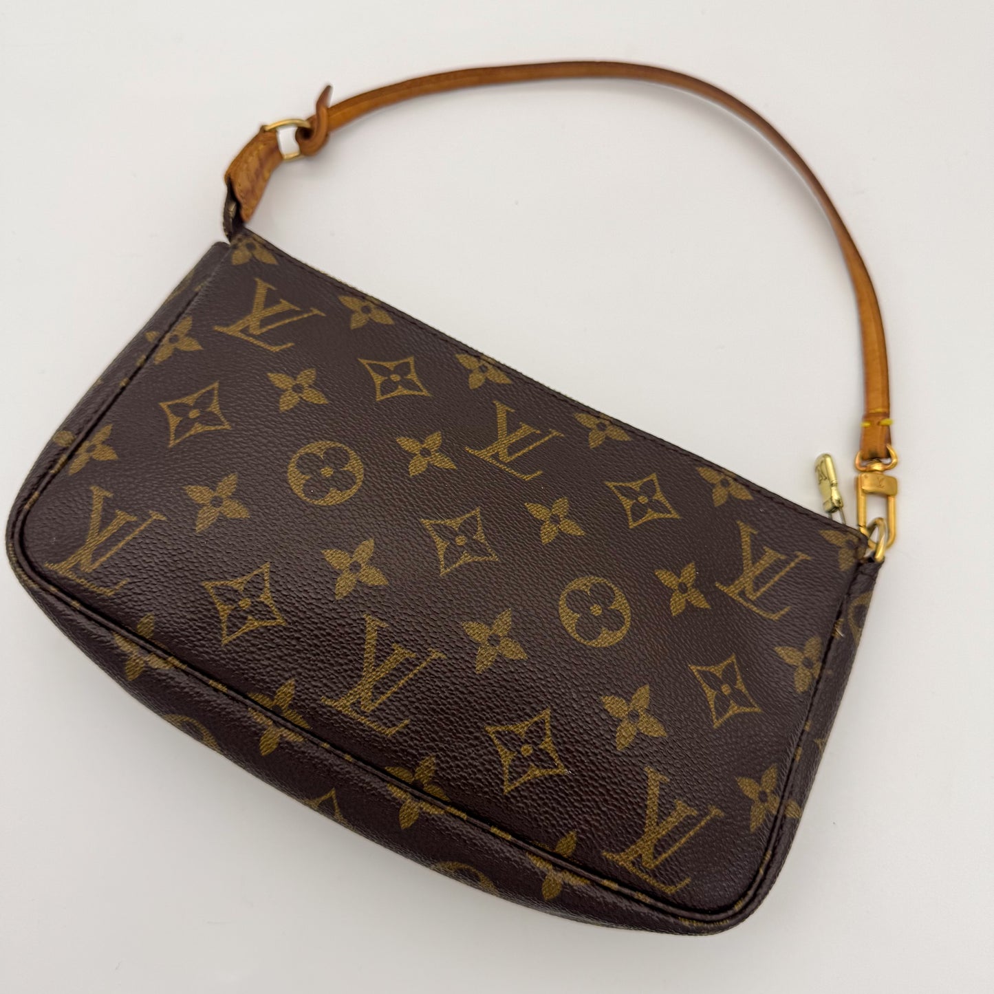 Louis Vuitton Monogram Pochette