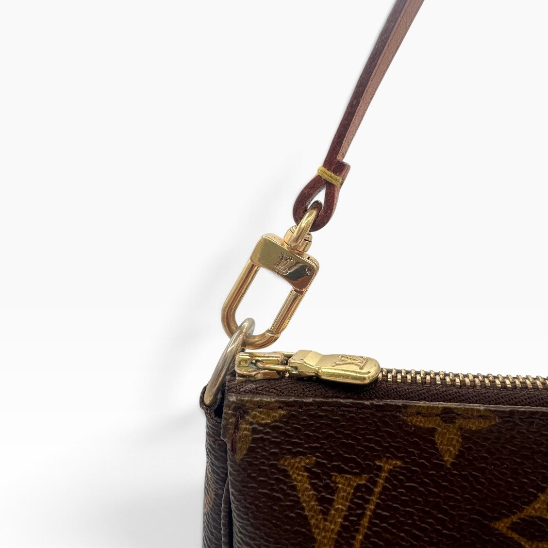 Louis Vuitton Monogram Pochette VI0032
